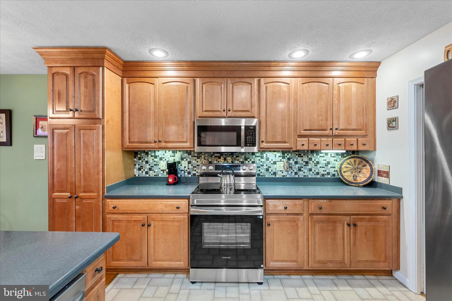 3904 N FREDERICK PIKE, WINCHESTER, Virginia 22603, 3 Bedrooms Bedrooms, ,2 BathroomsBathrooms,Residential,For sale,3904 N FREDERICK PIKE,VAFV2038798 MLS # VAFV2038798