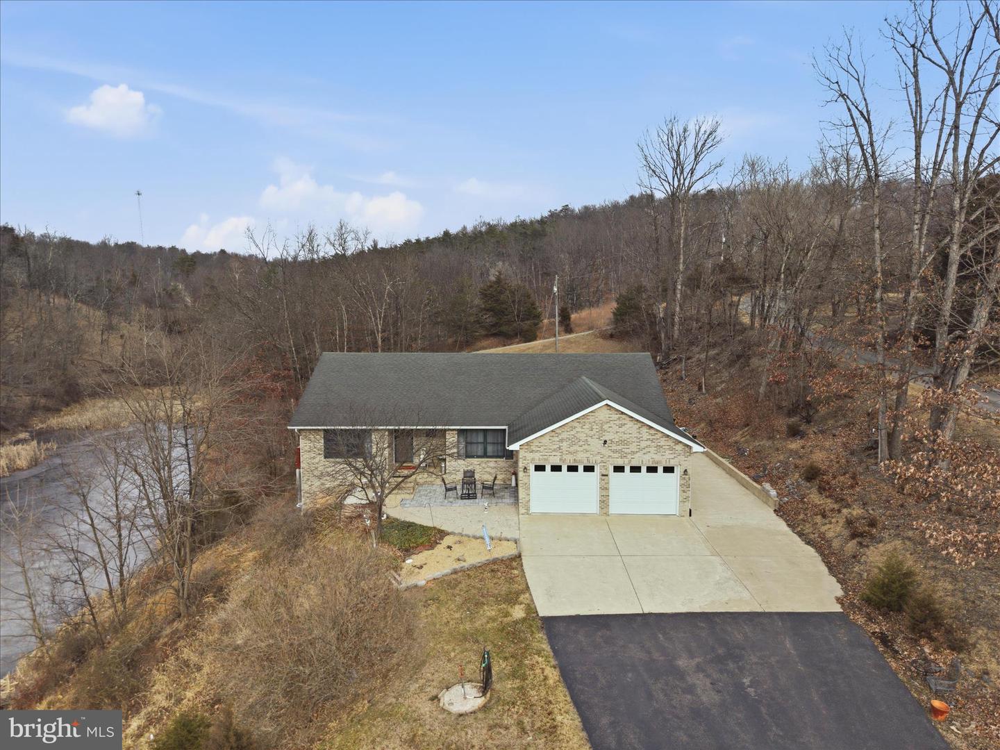 3904 N FREDERICK PIKE, WINCHESTER, Virginia 22603, 3 Bedrooms Bedrooms, ,2 BathroomsBathrooms,Residential,For sale,3904 N FREDERICK PIKE,VAFV2038798 MLS # VAFV2038798