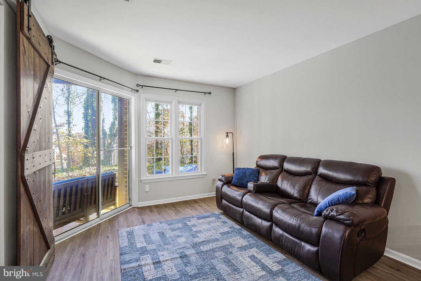 11142 BEAVER TRAIL CT, RESTON, Virginia 20191, 1 Bedroom Bedrooms, ,1 BathroomBathrooms,Residential,For sale,11142 BEAVER TRAIL CT,VAFX2284938 MLS # VAFX2284938