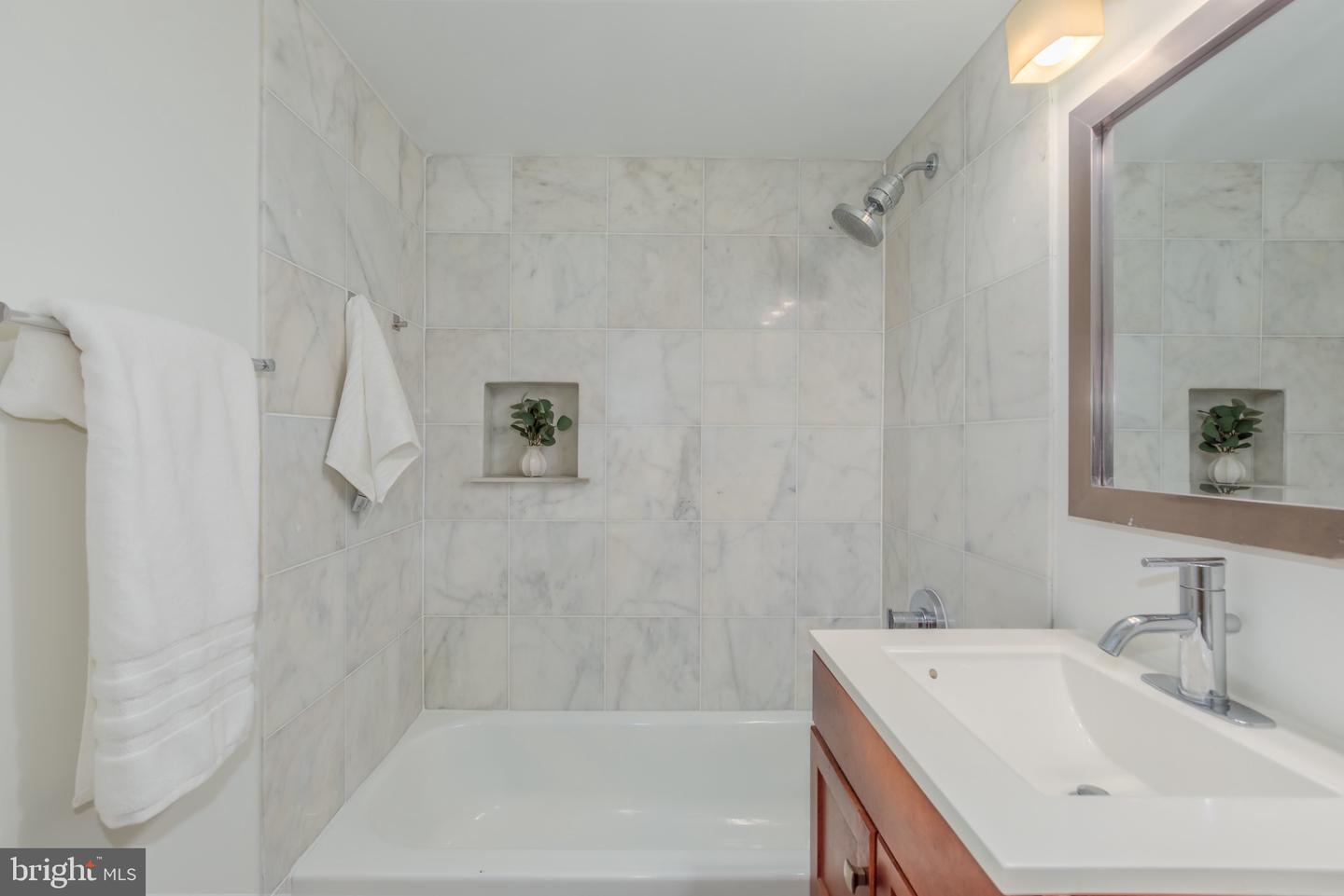 1926 NEW HAMPSHIRE AVE NW #57, WASHINGTON, District Of Columbia 20009, 1 Bedroom Bedrooms, 3 Rooms Rooms,1 BathroomBathrooms,Residential,For sale,1926 NEW HAMPSHIRE AVE NW #57,DCDC2240614 MLS # DCDC2240614 1926 NEW HAMPSHIRE AVE NW #57, WASHINGTON, District Of Columbia 20009, 1 Bedroom Bedrooms, 3 Rooms Rooms,1 BathroomBathrooms,Residential,For sale,1926 NEW HAMPSHIRE AVE NW #57,DCDC2240614 MLS # DCDC2240614