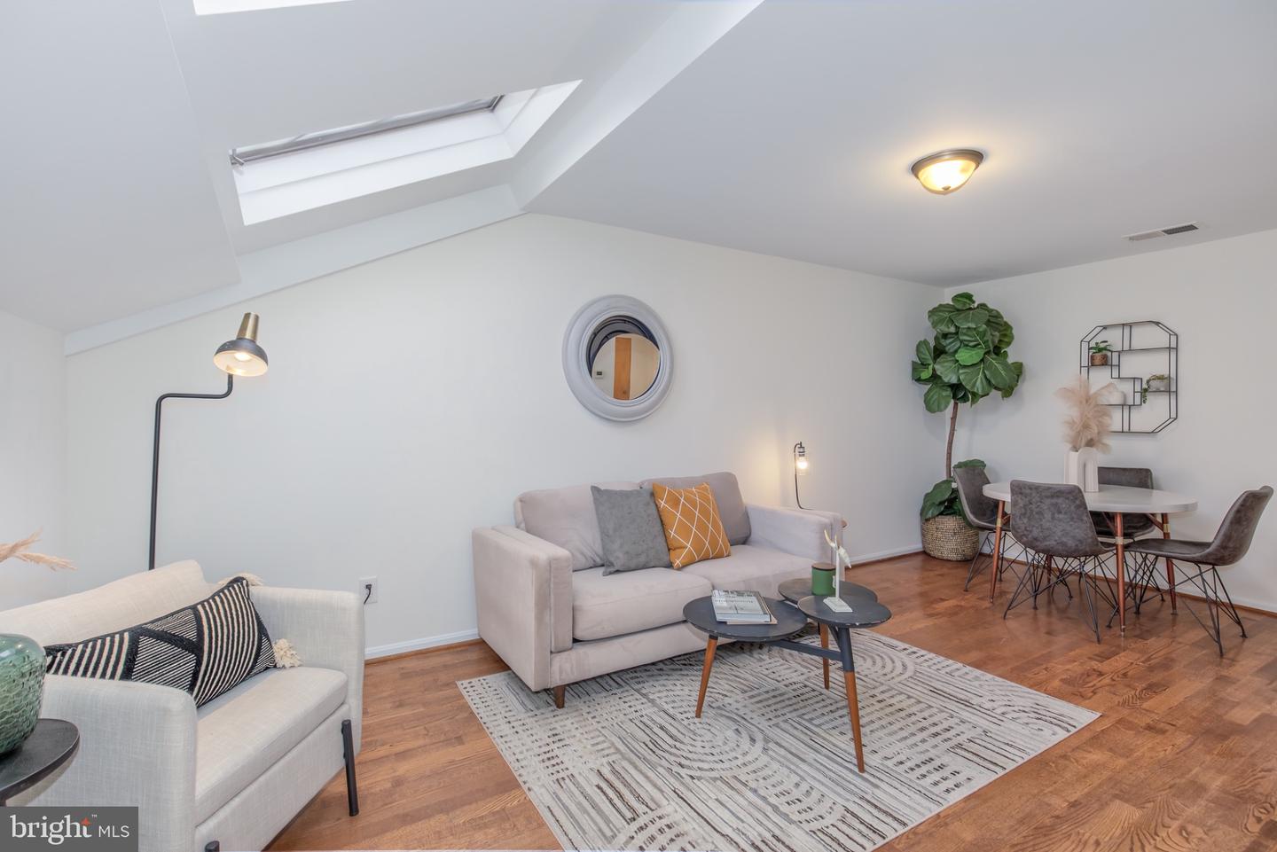 1926 NEW HAMPSHIRE AVE NW #57, WASHINGTON, District Of Columbia 20009, 1 Bedroom Bedrooms, 3 Rooms Rooms,1 BathroomBathrooms,Residential,For sale,1926 NEW HAMPSHIRE AVE NW #57,DCDC2240614 MLS # DCDC2240614 1926 NEW HAMPSHIRE AVE NW #57, WASHINGTON, District Of Columbia 20009, 1 Bedroom Bedrooms, 3 Rooms Rooms,1 BathroomBathrooms,Residential,For sale,1926 NEW HAMPSHIRE AVE NW #57,DCDC2240614 MLS # DCDC2240614