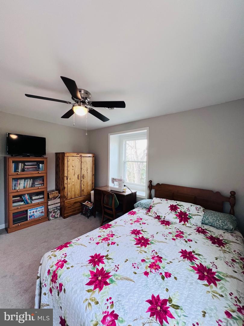 436 THOMPSON CIR, COLONIAL BEACH, Virginia 22443, 4 Bedrooms Bedrooms, ,2 BathroomsBathrooms,Residential,For sale,436 THOMPSON CIR,VAWE2010346 MLS # VAWE2010346