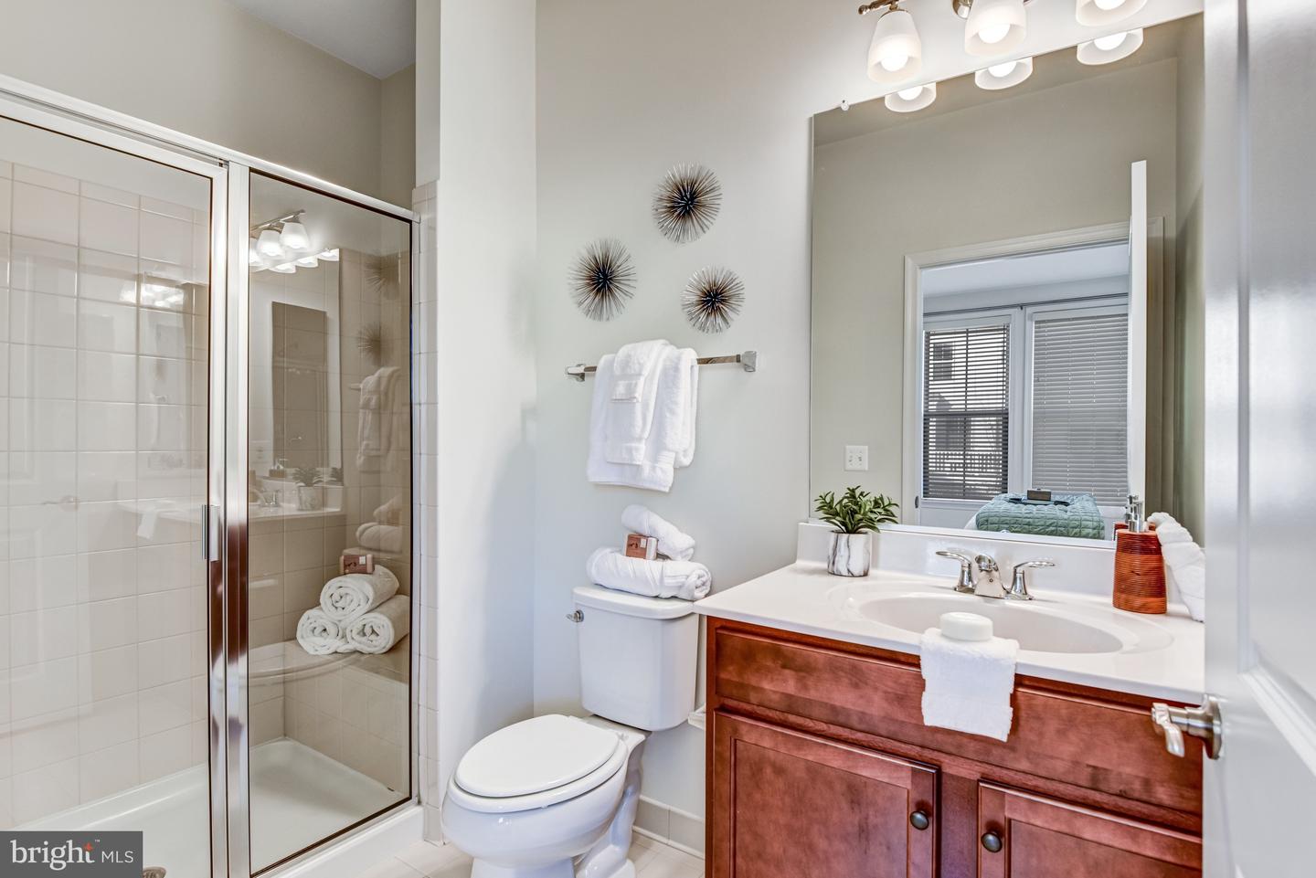 42506 OXFORD FOREST CIR, CHANTILLY, Virginia 20152, 6 Bedrooms Bedrooms, ,5 BathroomsBathrooms,Residential,For sale,42506 OXFORD FOREST CIR,VALO2113656 MLS # VALO2113656 42506 OXFORD FOREST CIR, CHANTILLY, Virginia 20152, 6 Bedrooms Bedrooms, ,5 BathroomsBathrooms,Residential,For sale,42506 OXFORD FOREST CIR,VALO2113656 MLS # VALO2113656