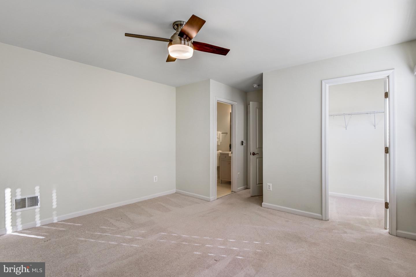 42506 OXFORD FOREST CIR, CHANTILLY, Virginia 20152, 6 Bedrooms Bedrooms, ,5 BathroomsBathrooms,Residential,For sale,42506 OXFORD FOREST CIR,VALO2113656 MLS # VALO2113656 42506 OXFORD FOREST CIR, CHANTILLY, Virginia 20152, 6 Bedrooms Bedrooms, ,5 BathroomsBathrooms,Residential,For sale,42506 OXFORD FOREST CIR,VALO2113656 MLS # VALO2113656