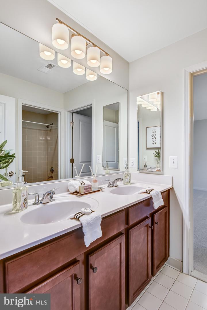 42506 OXFORD FOREST CIR, CHANTILLY, Virginia 20152, 6 Bedrooms Bedrooms, ,5 BathroomsBathrooms,Residential,For sale,42506 OXFORD FOREST CIR,VALO2113656 MLS # VALO2113656 42506 OXFORD FOREST CIR, CHANTILLY, Virginia 20152, 6 Bedrooms Bedrooms, ,5 BathroomsBathrooms,Residential,For sale,42506 OXFORD FOREST CIR,VALO2113656 MLS # VALO2113656