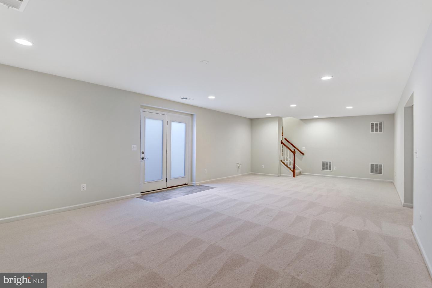 42506 OXFORD FOREST CIR, CHANTILLY, Virginia 20152, 6 Bedrooms Bedrooms, ,5 BathroomsBathrooms,Residential,For sale,42506 OXFORD FOREST CIR,VALO2113656 MLS # VALO2113656 42506 OXFORD FOREST CIR, CHANTILLY, Virginia 20152, 6 Bedrooms Bedrooms, ,5 BathroomsBathrooms,Residential,For sale,42506 OXFORD FOREST CIR,VALO2113656 MLS # VALO2113656