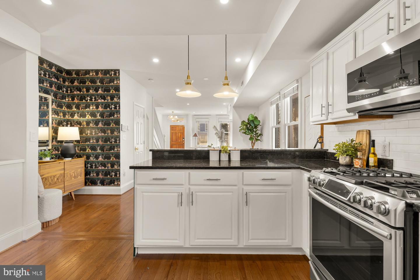 10 BRYANT ST NE, WASHINGTON, District Of Columbia 20002, 4 Bedrooms Bedrooms, ,2 BathroomsBathrooms,Residential,For sale,10 BRYANT ST NE,DCDC2240606 MLS # DCDC2240606 10 BRYANT ST NE, WASHINGTON, District Of Columbia 20002, 4 Bedrooms Bedrooms, ,2 BathroomsBathrooms,Residential,For sale,10 BRYANT ST NE,DCDC2240606 MLS # DCDC2240606