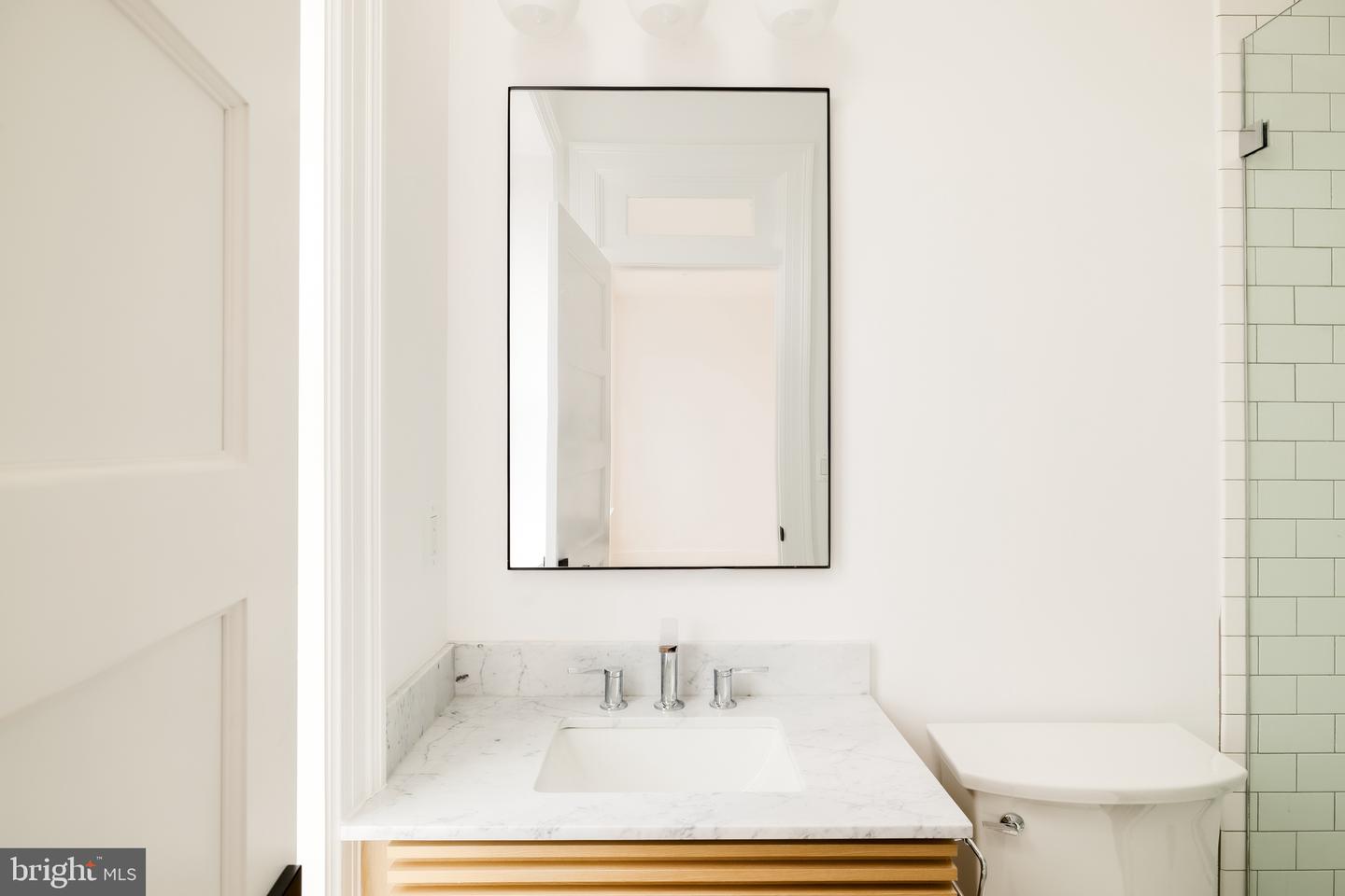 304 N ST NW, WASHINGTON, District Of Columbia 20001, 4 Bedrooms Bedrooms, 9 Rooms Rooms,4 BathroomsBathrooms,Residential,For sale,304 N ST NW,DCDC2240612 MLS # DCDC2240612