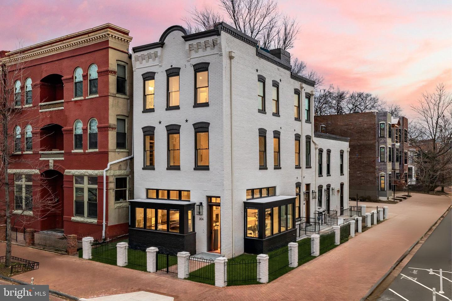 304 N ST NW, WASHINGTON, District Of Columbia 20001, 4 Bedrooms Bedrooms, 9 Rooms Rooms,4 BathroomsBathrooms,Residential,For sale,304 N ST NW,DCDC2240612 MLS # DCDC2240612