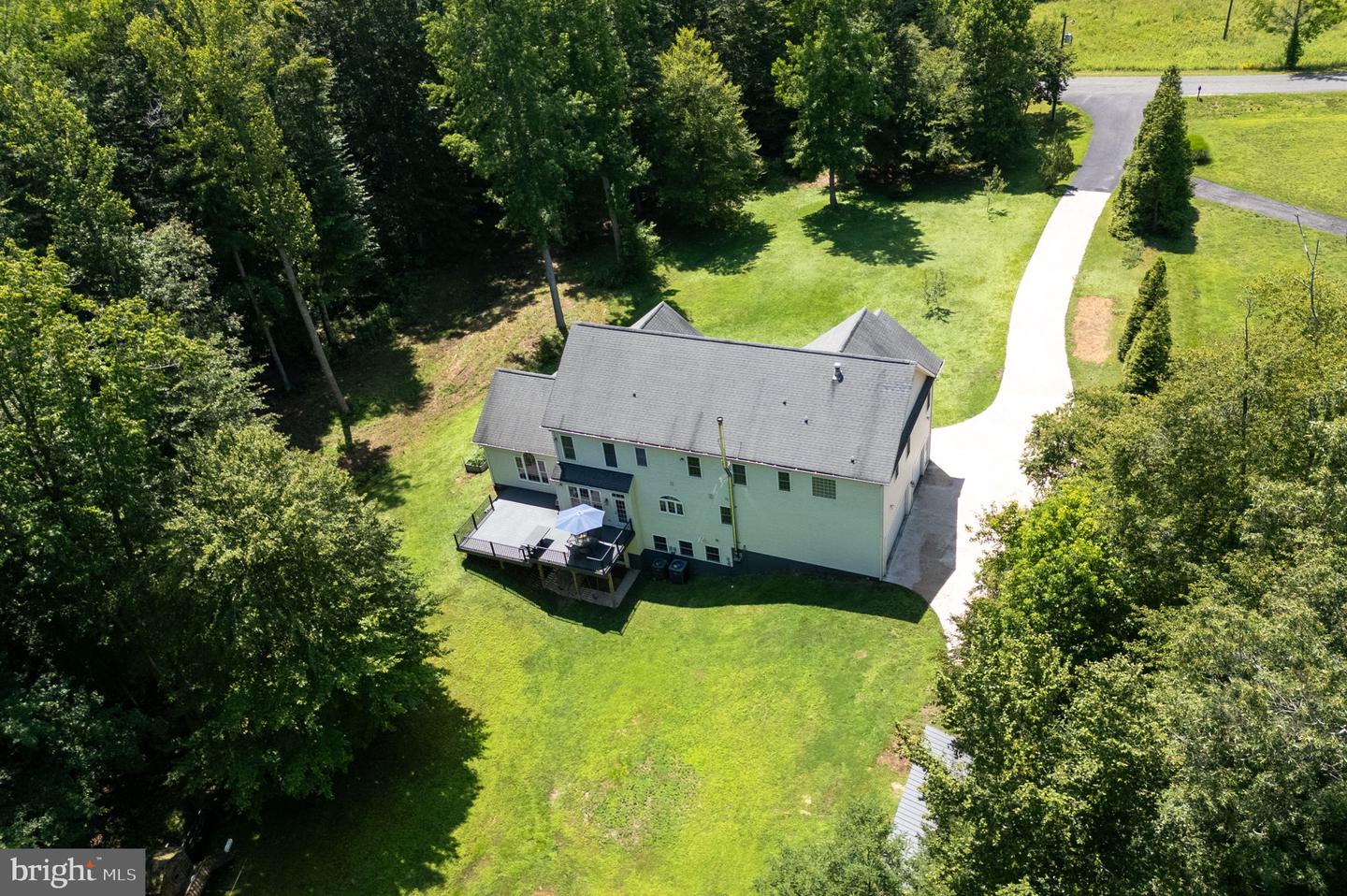 182 WOOD LANDING RD, FREDERICKSBURG, Virginia 22405, 4 Bedrooms Bedrooms, ,5 BathroomsBathrooms,Residential,For sale,182 WOOD LANDING RD,VAST2045108 MLS # VAST2045108