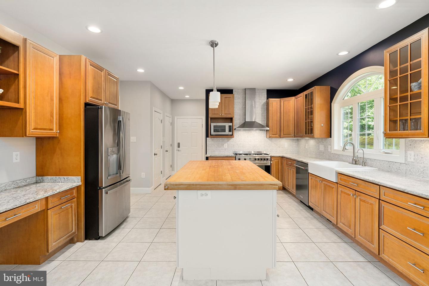 182 WOOD LANDING RD, FREDERICKSBURG, Virginia 22405, 4 Bedrooms Bedrooms, ,5 BathroomsBathrooms,Residential,For sale,182 WOOD LANDING RD,VAST2045108 MLS # VAST2045108