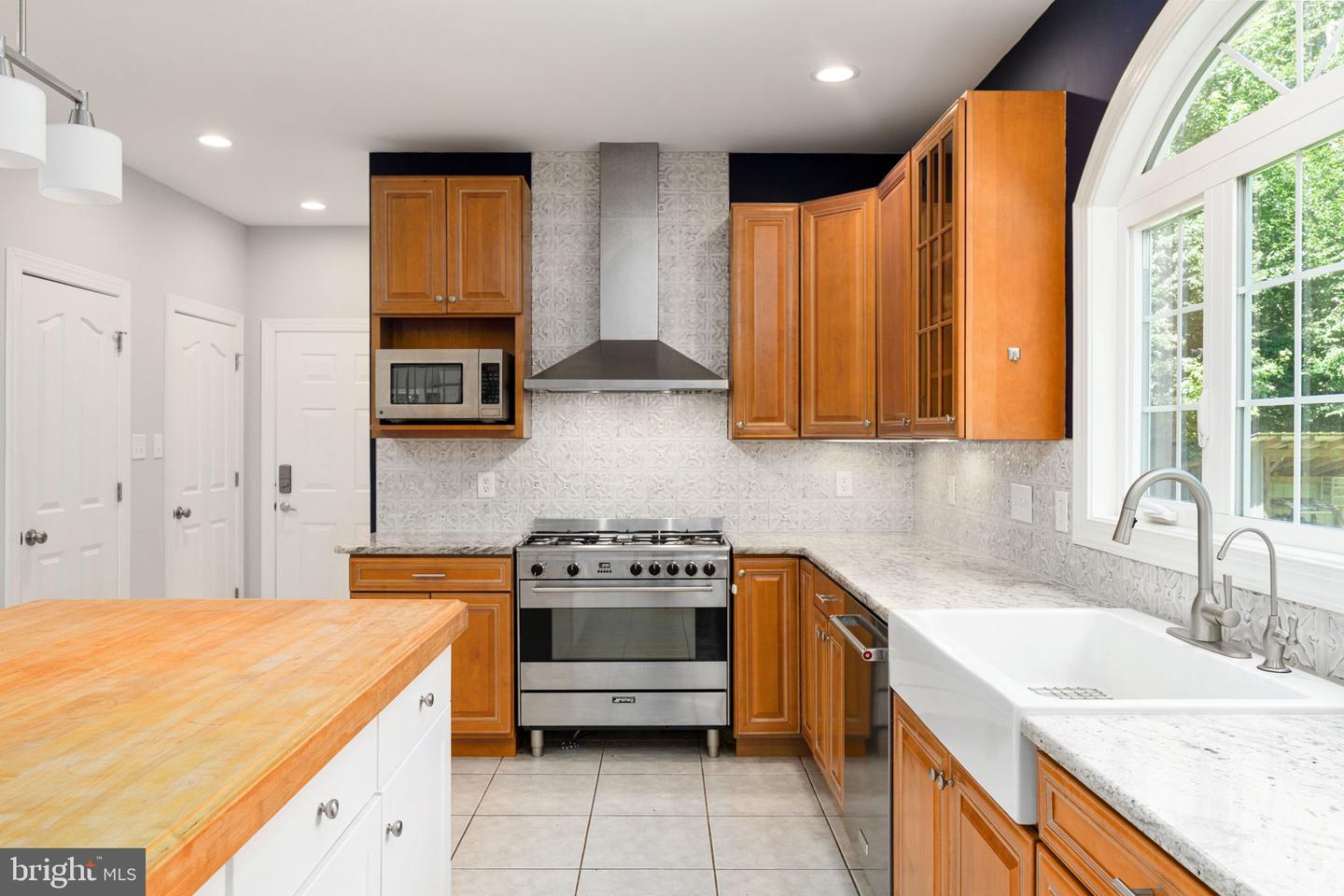 182 WOOD LANDING RD, FREDERICKSBURG, Virginia 22405, 4 Bedrooms Bedrooms, ,5 BathroomsBathrooms,Residential,For sale,182 WOOD LANDING RD,VAST2045108 MLS # VAST2045108