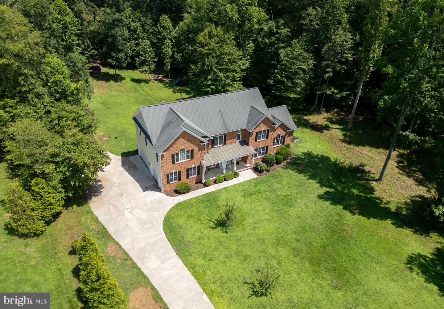 182 WOOD LANDING RD, FREDERICKSBURG, Virginia 22405, 4 Bedrooms Bedrooms, ,5 BathroomsBathrooms,Residential,For sale,182 WOOD LANDING RD,VAST2045108 MLS # VAST2045108