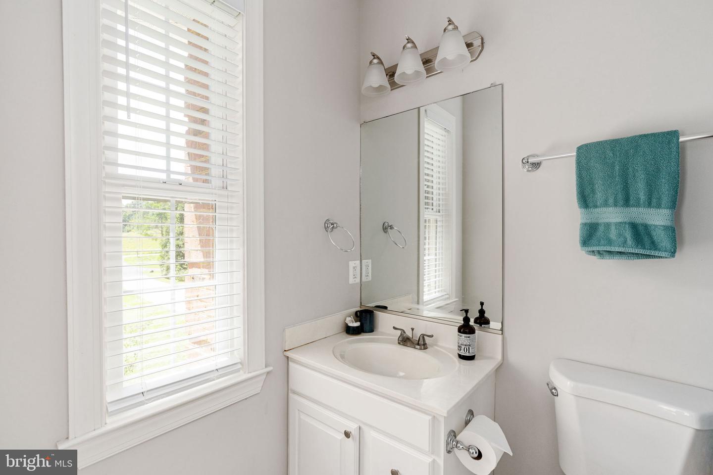 182 WOOD LANDING RD, FREDERICKSBURG, Virginia 22405, 4 Bedrooms Bedrooms, ,5 BathroomsBathrooms,Residential,For sale,182 WOOD LANDING RD,VAST2045108 MLS # VAST2045108