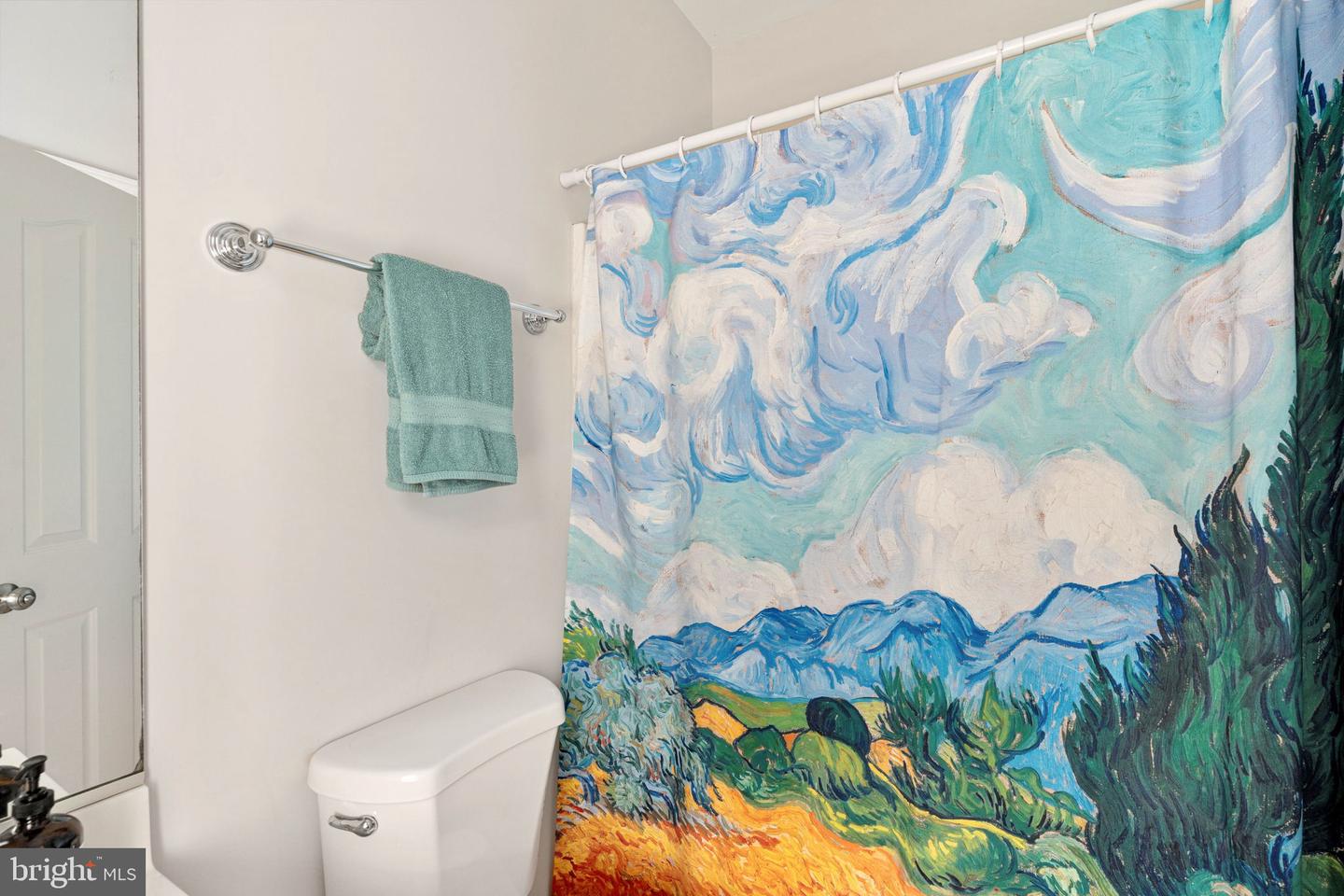 182 WOOD LANDING RD, FREDERICKSBURG, Virginia 22405, 4 Bedrooms Bedrooms, ,5 BathroomsBathrooms,Residential,For sale,182 WOOD LANDING RD,VAST2045108 MLS # VAST2045108