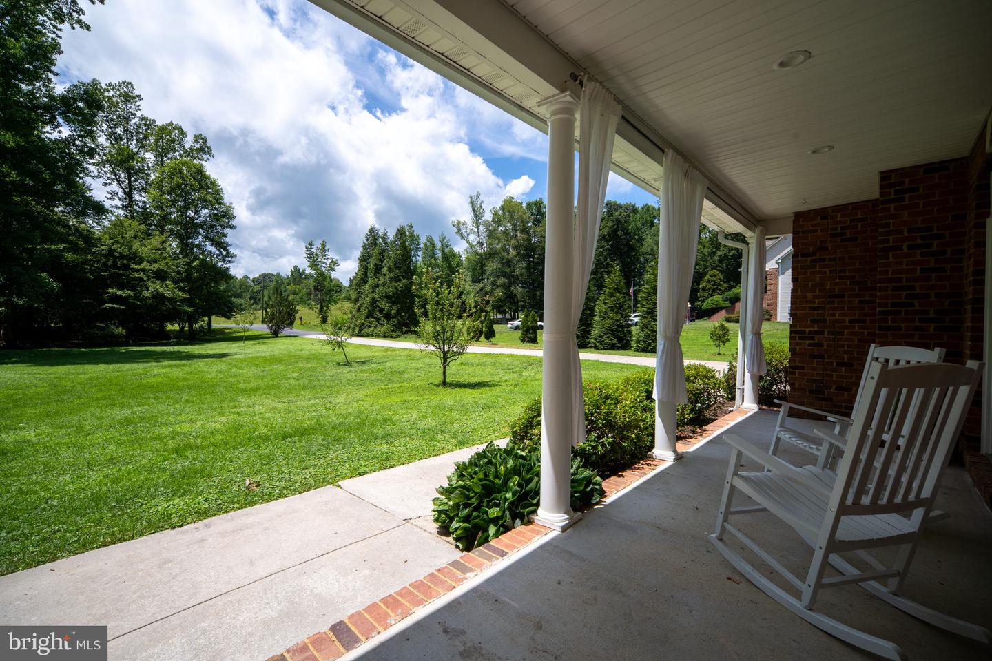 182 WOOD LANDING RD, FREDERICKSBURG, Virginia 22405, 4 Bedrooms Bedrooms, ,5 BathroomsBathrooms,Residential,For sale,182 WOOD LANDING RD,VAST2045108 MLS # VAST2045108