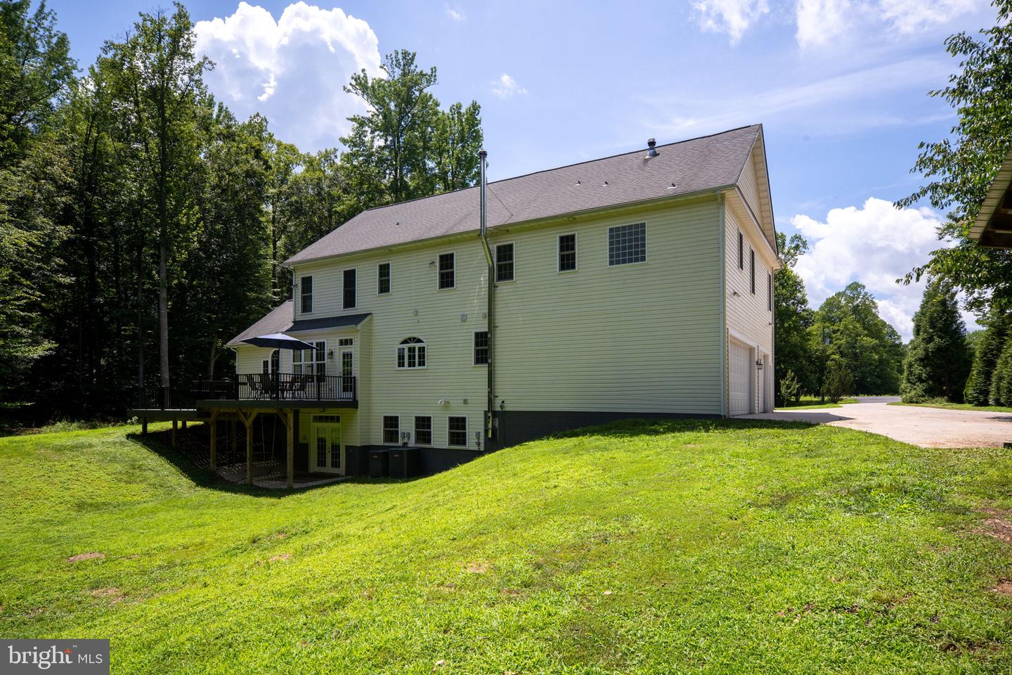 182 WOOD LANDING RD, FREDERICKSBURG, Virginia 22405, 4 Bedrooms Bedrooms, ,5 BathroomsBathrooms,Residential,For sale,182 WOOD LANDING RD,VAST2045108 MLS # VAST2045108