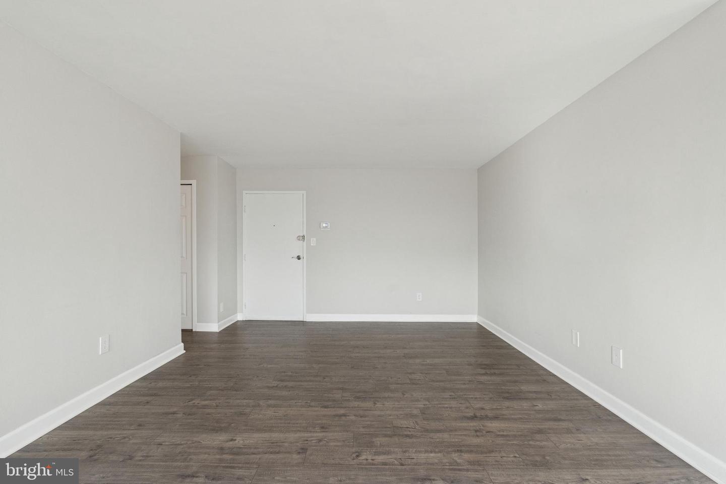 6621 WAKEFIELD DR #713, ALEXANDRIA, Virginia 22307, 2 Bedrooms Bedrooms, ,1 BathroomBathrooms,Residential,For sale,6621 WAKEFIELD DR #713,VAFX2284944 MLS # VAFX2284944