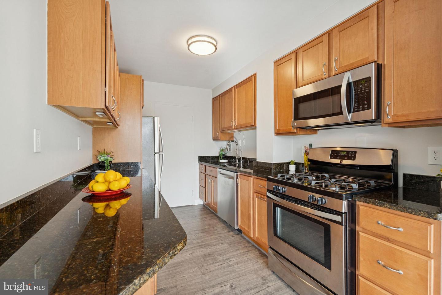 6621 WAKEFIELD DR #713, ALEXANDRIA, Virginia 22307, 2 Bedrooms Bedrooms, ,1 BathroomBathrooms,Residential,For sale,6621 WAKEFIELD DR #713,VAFX2284944 MLS # VAFX2284944