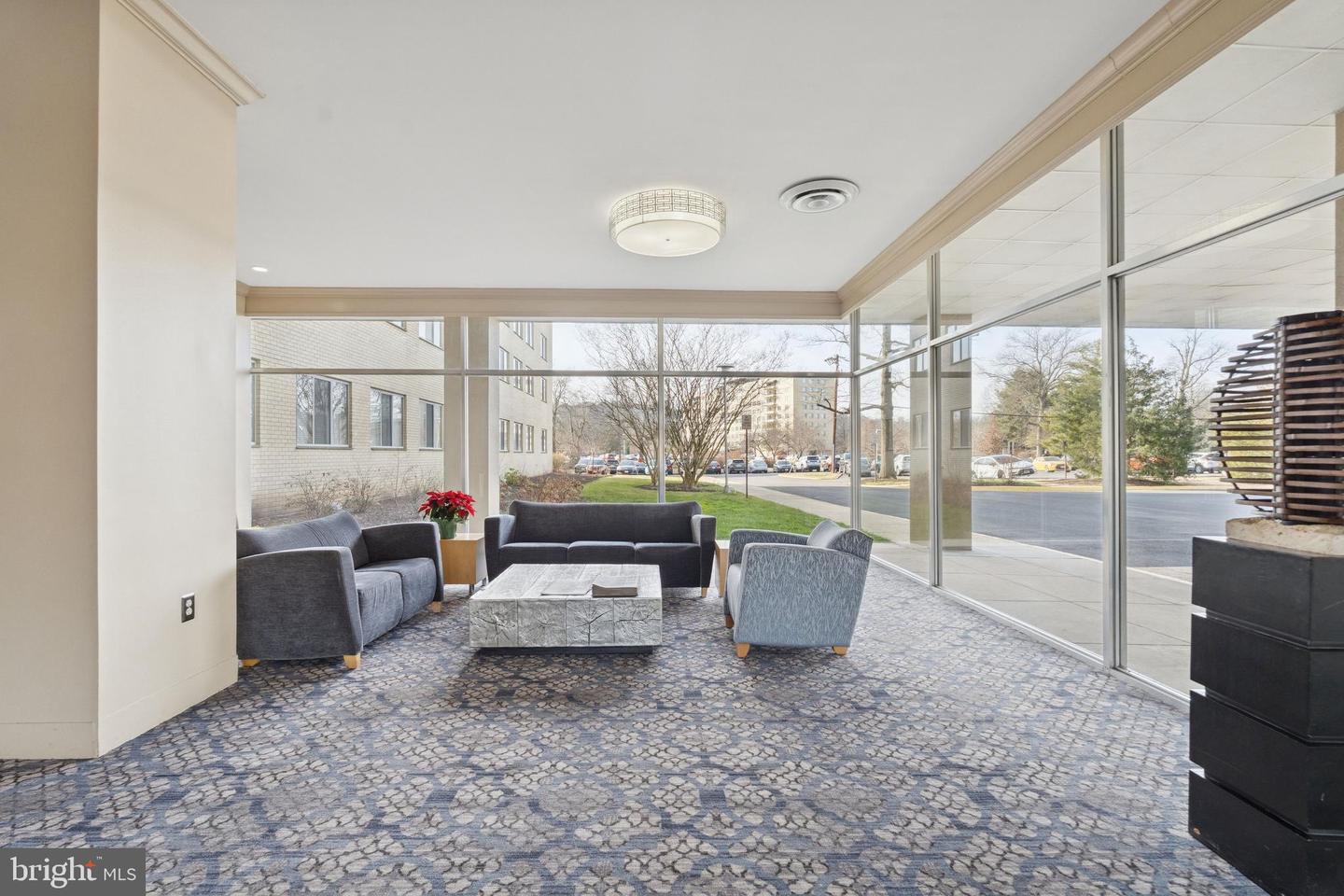 6621 WAKEFIELD DR #713, ALEXANDRIA, Virginia 22307, 2 Bedrooms Bedrooms, ,1 BathroomBathrooms,Residential,For sale,6621 WAKEFIELD DR #713,VAFX2284944 MLS # VAFX2284944