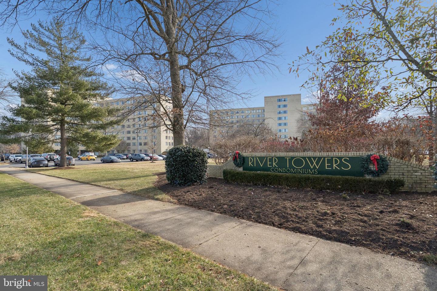 6621 WAKEFIELD DR #713, ALEXANDRIA, Virginia 22307, 2 Bedrooms Bedrooms, ,1 BathroomBathrooms,Residential,For sale,6621 WAKEFIELD DR #713,VAFX2284944 MLS # VAFX2284944