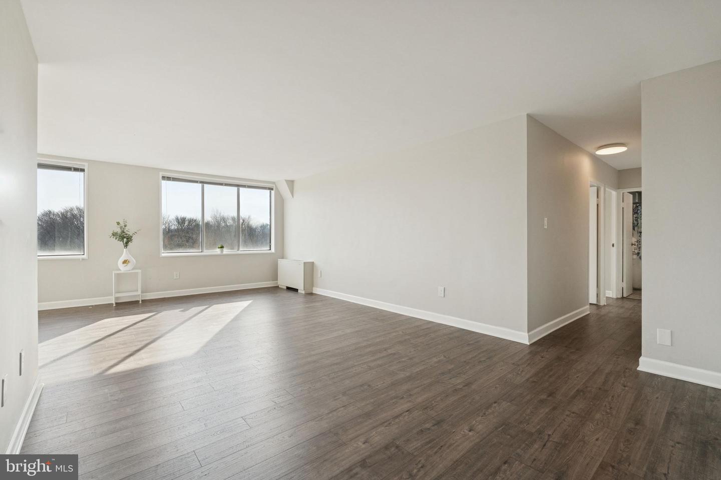 6621 WAKEFIELD DR #713, ALEXANDRIA, Virginia 22307, 2 Bedrooms Bedrooms, ,1 BathroomBathrooms,Residential,For sale,6621 WAKEFIELD DR #713,VAFX2284944 MLS # VAFX2284944