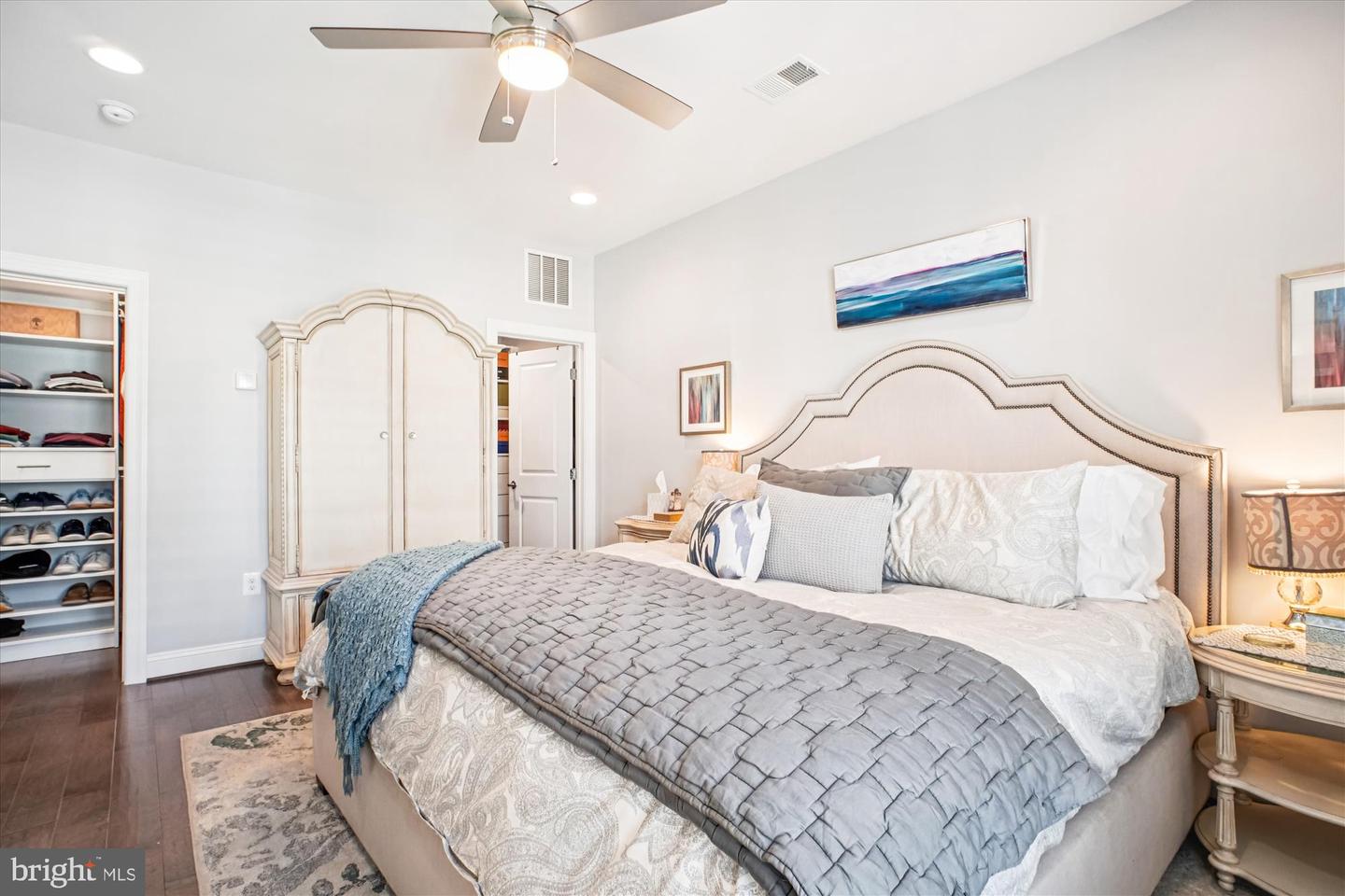 2824 RED STAR LN, ALEXANDRIA, Virginia 22303, 4 Bedrooms Bedrooms, 13 Rooms Rooms,3 BathroomsBathrooms,Residential,For sale,2824 RED STAR LN,VAFX2284952 MLS # VAFX2284952