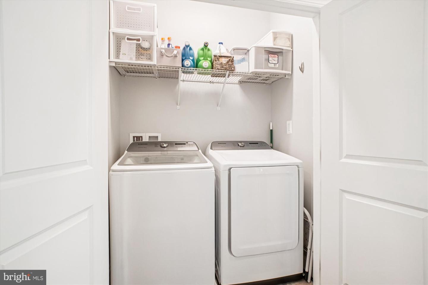 2824 RED STAR LN, ALEXANDRIA, Virginia 22303, 4 Bedrooms Bedrooms, 13 Rooms Rooms,3 BathroomsBathrooms,Residential,For sale,2824 RED STAR LN,VAFX2284952 MLS # VAFX2284952