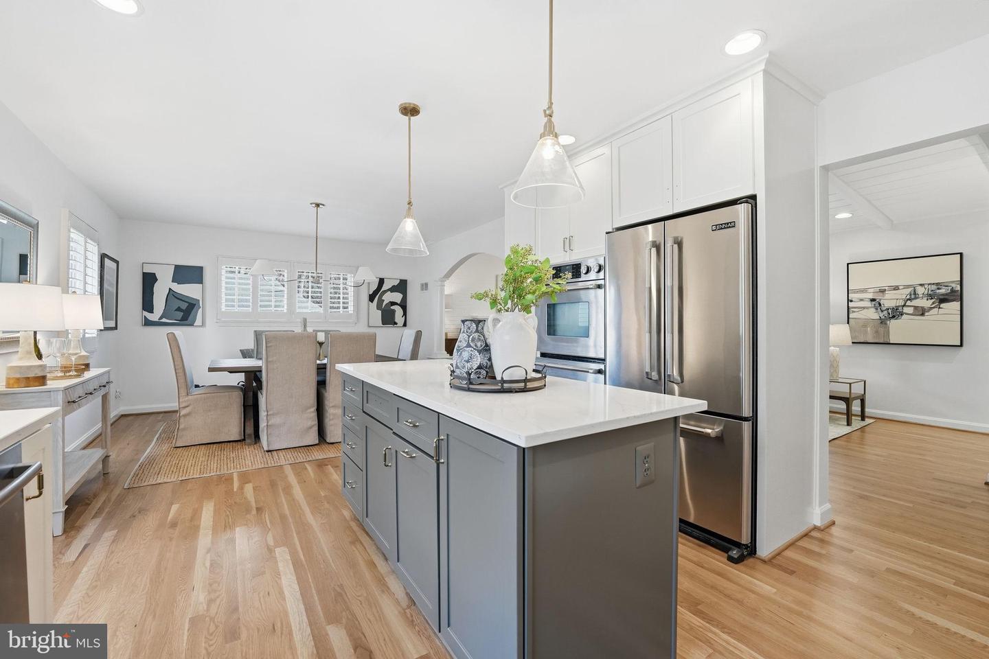 4324 37TH RD N, ARLINGTON, Virginia 22207, 4 Bedrooms Bedrooms, 7 Rooms Rooms,3 BathroomsBathrooms,Residential,For sale,4324 37TH RD N,VAAR2067578 MLS # VAAR2067578 4324 37TH RD N, ARLINGTON, Virginia 22207, 4 Bedrooms Bedrooms, 7 Rooms Rooms,3 BathroomsBathrooms,Residential,For sale,4324 37TH RD N,VAAR2067578 MLS # VAAR2067578