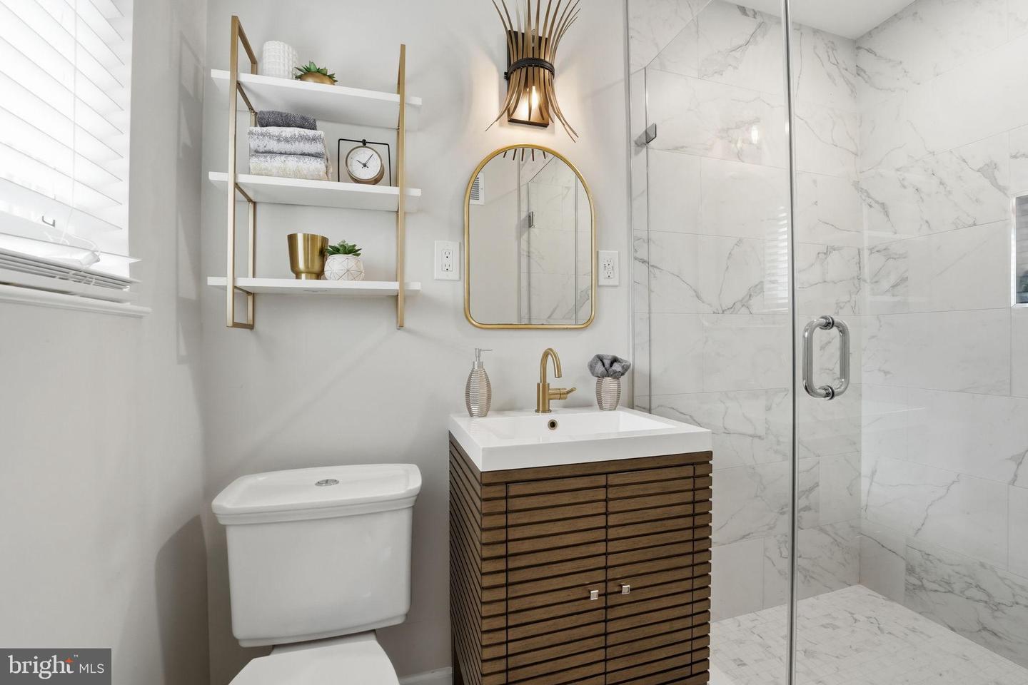 4324 37TH RD N, ARLINGTON, Virginia 22207, 4 Bedrooms Bedrooms, 7 Rooms Rooms,3 BathroomsBathrooms,Residential,For sale,4324 37TH RD N,VAAR2067578 MLS # VAAR2067578 4324 37TH RD N, ARLINGTON, Virginia 22207, 4 Bedrooms Bedrooms, 7 Rooms Rooms,3 BathroomsBathrooms,Residential,For sale,4324 37TH RD N,VAAR2067578 MLS # VAAR2067578