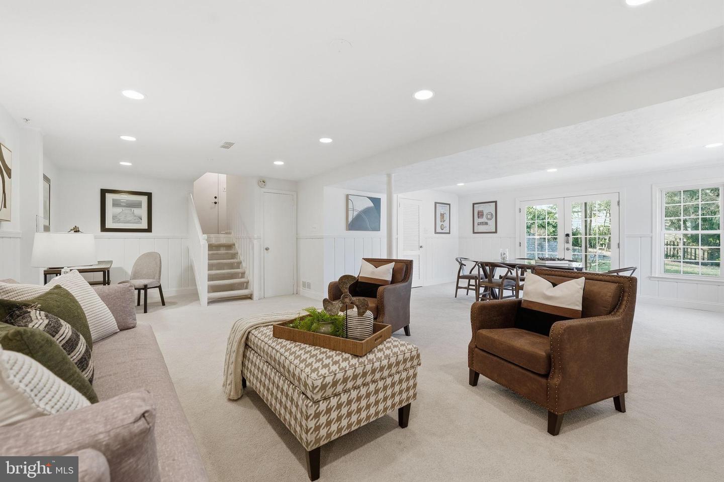 4324 37TH RD N, ARLINGTON, Virginia 22207, 4 Bedrooms Bedrooms, 7 Rooms Rooms,3 BathroomsBathrooms,Residential,For sale,4324 37TH RD N,VAAR2067578 MLS # VAAR2067578 4324 37TH RD N, ARLINGTON, Virginia 22207, 4 Bedrooms Bedrooms, 7 Rooms Rooms,3 BathroomsBathrooms,Residential,For sale,4324 37TH RD N,VAAR2067578 MLS # VAAR2067578