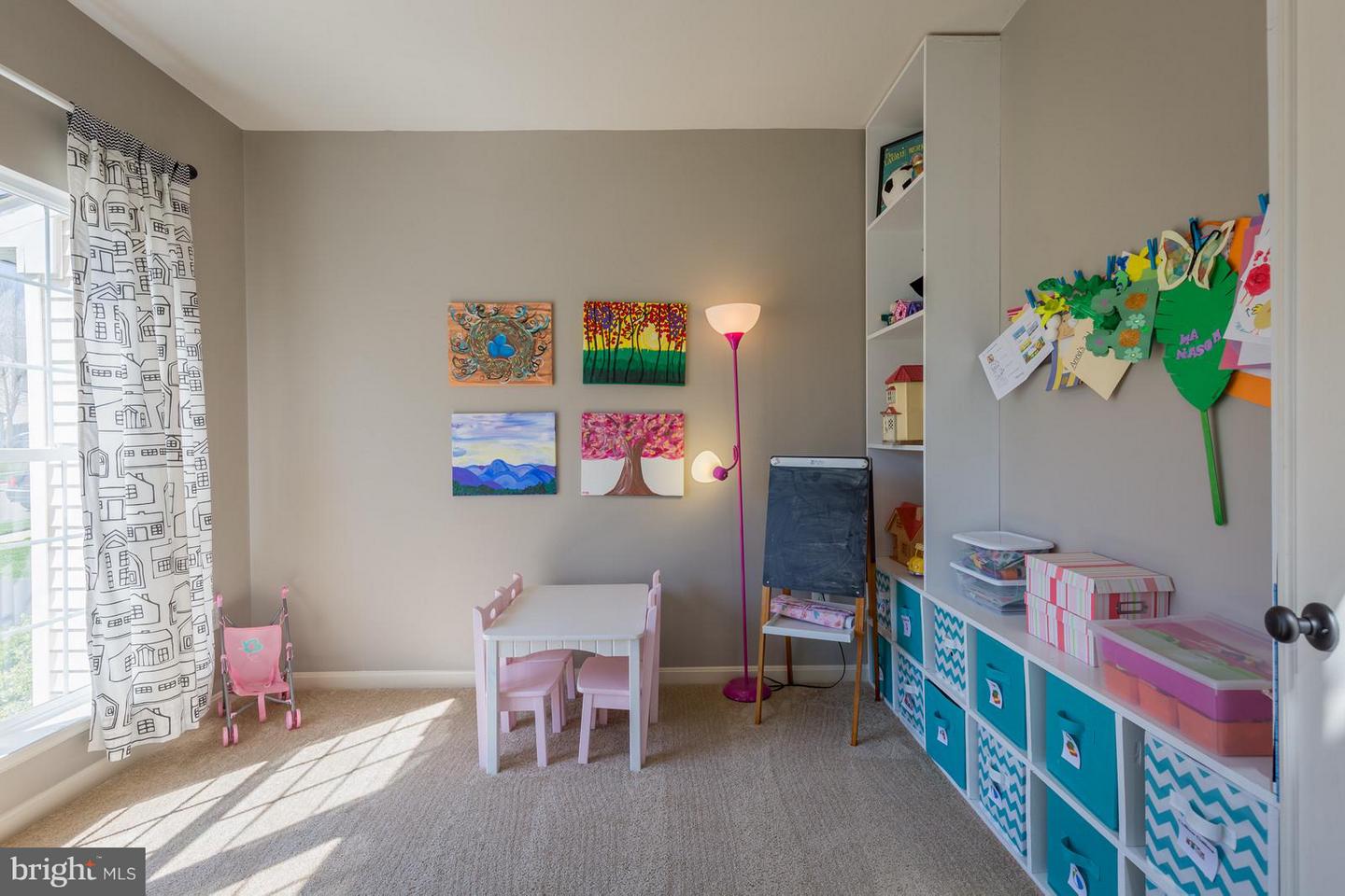 274 HIDDEN CREEK LN, WARRENTON, Virginia 20186, 4 Bedrooms Bedrooms, 13 Rooms Rooms,2 BathroomsBathrooms,Residential,For sale,274 HIDDEN CREEK LN,VAFQ2020086 MLS # VAFQ2020086