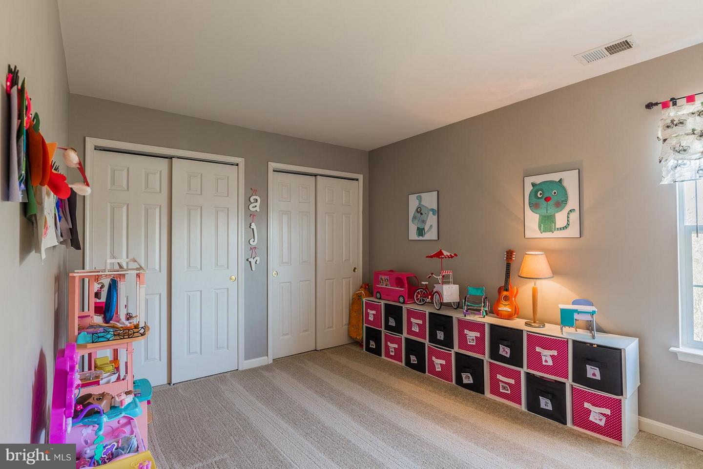 274 HIDDEN CREEK LN, WARRENTON, Virginia 20186, 4 Bedrooms Bedrooms, 13 Rooms Rooms,2 BathroomsBathrooms,Residential,For sale,274 HIDDEN CREEK LN,VAFQ2020086 MLS # VAFQ2020086