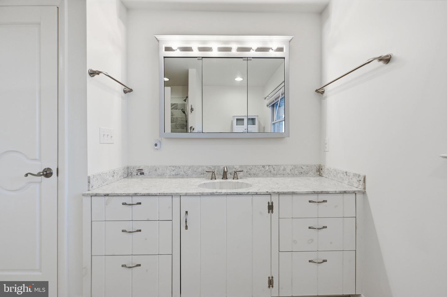 123 COUNTRY CLUB DR, STANARDSVILLE, Virginia 22973, 4 Bedrooms Bedrooms, 7 Rooms Rooms,3 BathroomsBathrooms,Residential,For sale,123 COUNTRY CLUB DR,VAGR2000792 MLS # VAGR2000792