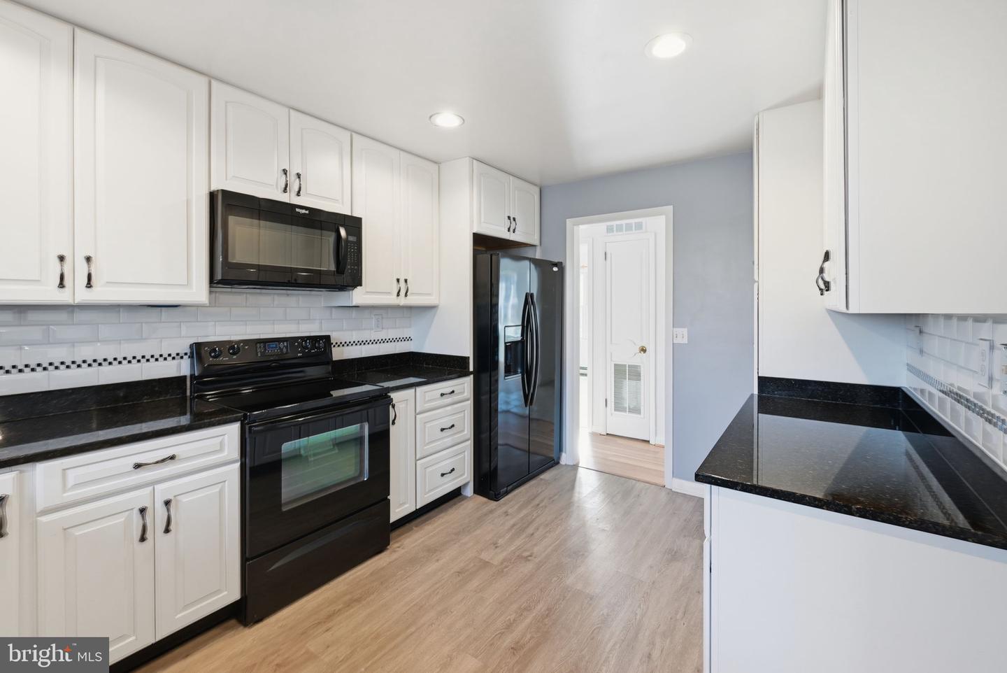 123 COUNTRY CLUB DR, STANARDSVILLE, Virginia 22973, 4 Bedrooms Bedrooms, 7 Rooms Rooms,3 BathroomsBathrooms,Residential,For sale,123 COUNTRY CLUB DR,VAGR2000792 MLS # VAGR2000792