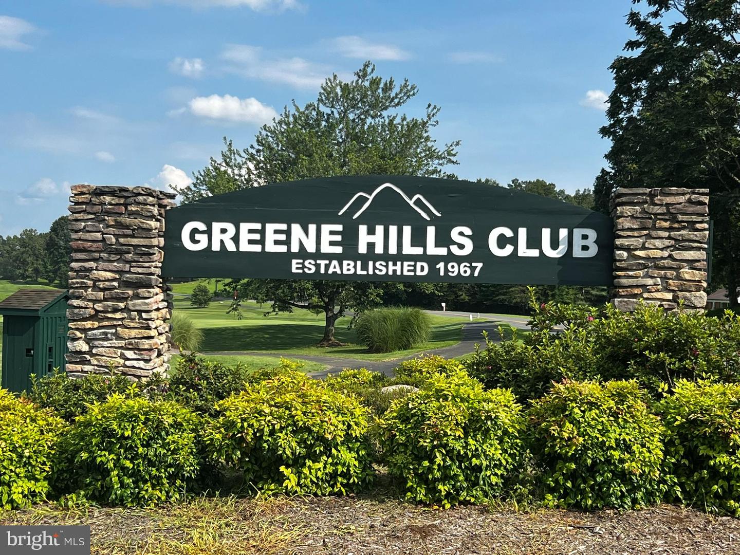 123 COUNTRY CLUB DR, STANARDSVILLE, Virginia 22973, 4 Bedrooms Bedrooms, 7 Rooms Rooms,3 BathroomsBathrooms,Residential,For sale,123 COUNTRY CLUB DR,VAGR2000792 MLS # VAGR2000792