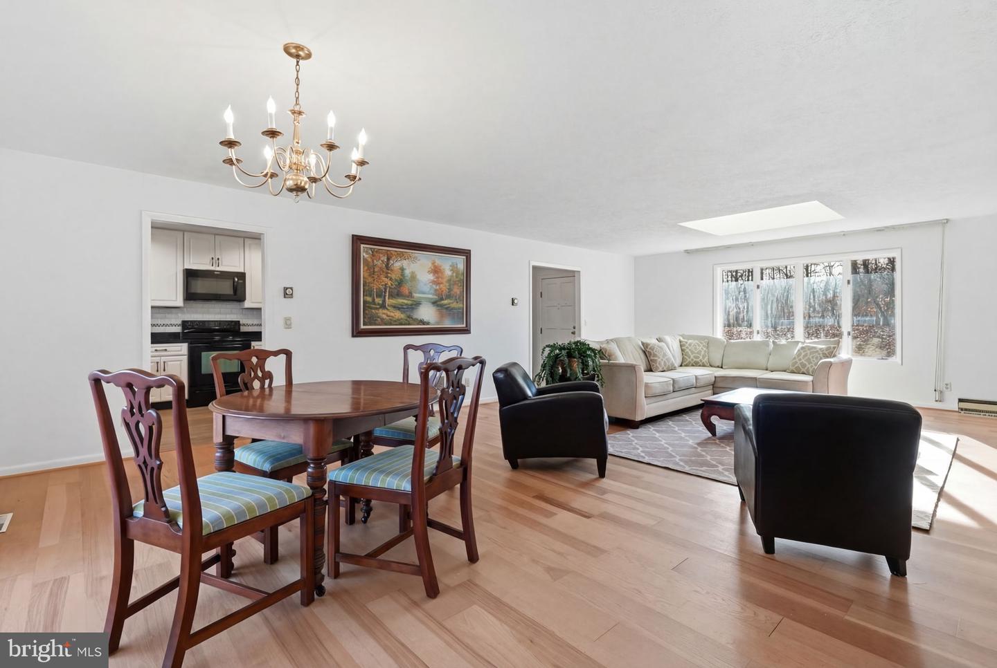 123 COUNTRY CLUB DR, STANARDSVILLE, Virginia 22973, 4 Bedrooms Bedrooms, 7 Rooms Rooms,3 BathroomsBathrooms,Residential,For sale,123 COUNTRY CLUB DR,VAGR2000792 MLS # VAGR2000792