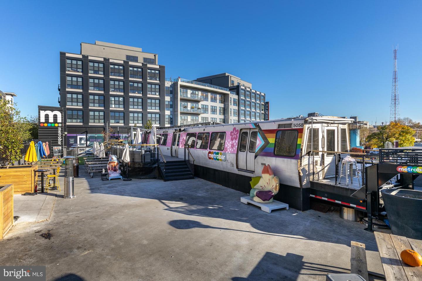 2310 4TH ST NE #3RD FL -22, WASHINGTON, District Of Columbia 20002, 1 Bedroom Bedrooms, ,1 BathroomBathrooms,Residential,For sale,2310 4TH ST NE #3RD FL -22,DCDC2240642 MLS # DCDC2240642