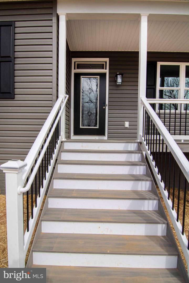 83A ORIOLE CT, FRONT ROYAL, Virginia 22630, 3 Bedrooms Bedrooms, ,2 BathroomsBathrooms,Residential,For sale,83A ORIOLE CT,VAWR2013086 MLS # VAWR2013086