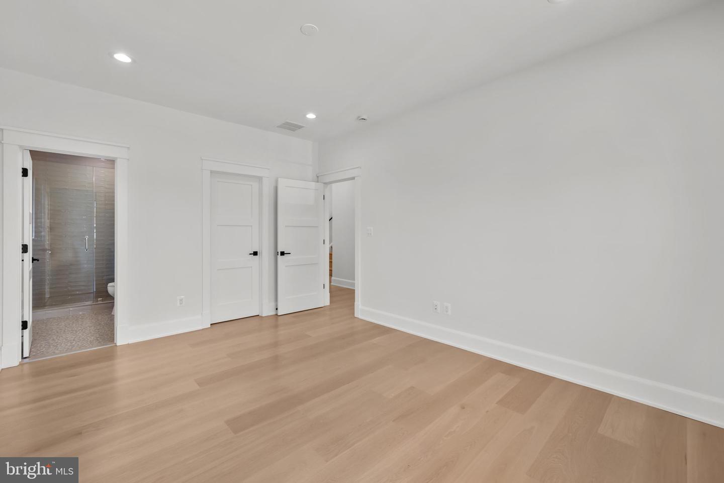 3108 KEY BLVD, ARLINGTON, Virginia 22201, 7 Bedrooms Bedrooms, ,6 BathroomsBathrooms,Residential,For sale,3108 KEY BLVD,VAAR2067586 MLS # VAAR2067586