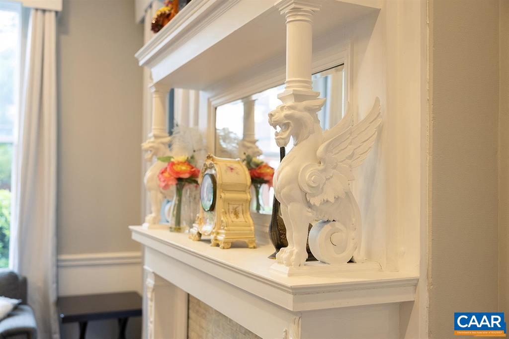 409 PARK ST, CHARLOTTESVILLE, Virginia 22902, 5 Bedrooms Bedrooms, ,4 BathroomsBathrooms,Residential,For sale,409 PARK ST,672326 MLS # 672326 409 PARK ST, CHARLOTTESVILLE, Virginia 22902, 5 Bedrooms Bedrooms, ,4 BathroomsBathrooms,Residential,For sale,409 PARK ST,672326 MLS # 672326