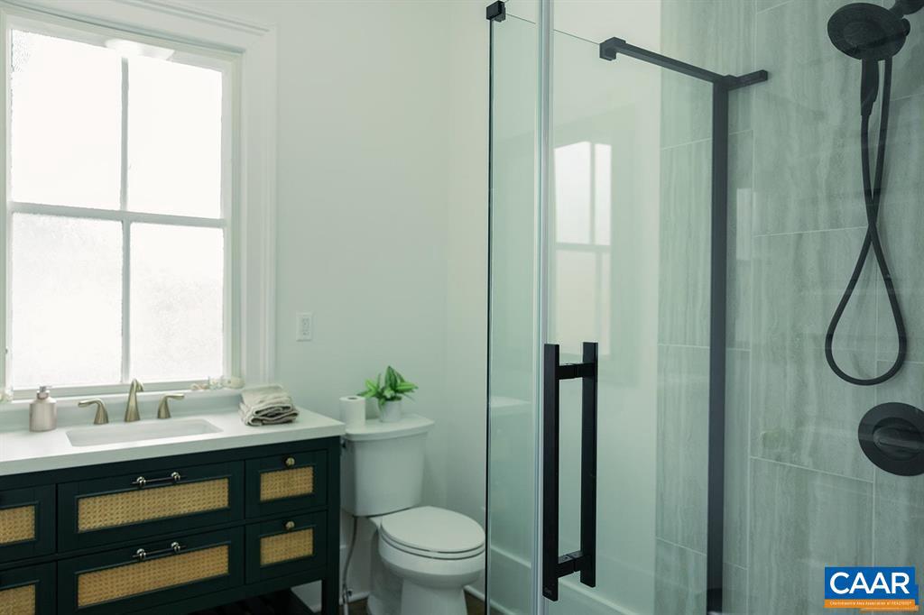 409 PARK ST, CHARLOTTESVILLE, Virginia 22902, 5 Bedrooms Bedrooms, ,4 BathroomsBathrooms,Residential,For sale,409 PARK ST,672326 MLS # 672326 409 PARK ST, CHARLOTTESVILLE, Virginia 22902, 5 Bedrooms Bedrooms, ,4 BathroomsBathrooms,Residential,For sale,409 PARK ST,672326 MLS # 672326