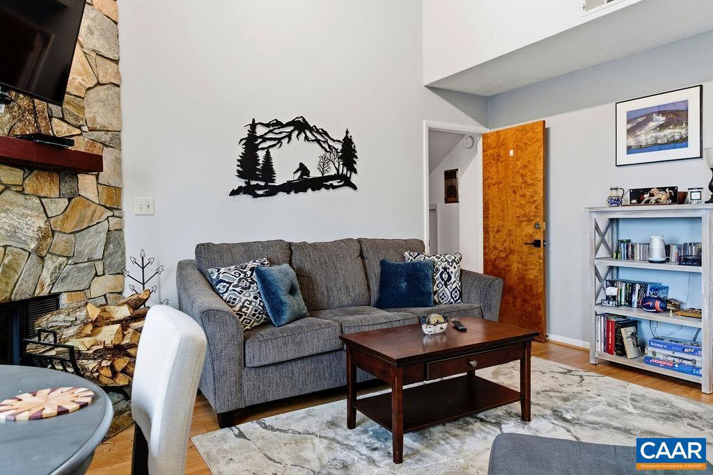 765 LAURELWOOD CONDOS, WINTERGREEN RESORT, Virginia 22967, 2 Bedrooms Bedrooms, ,2 BathroomsBathrooms,Residential,For sale,765 LAURELWOOD CONDOS,672327 MLS # 672327 765 LAURELWOOD CONDOS, WINTERGREEN RESORT, Virginia 22967, 2 Bedrooms Bedrooms, ,2 BathroomsBathrooms,Residential,For sale,765 LAURELWOOD CONDOS,672327 MLS # 672327