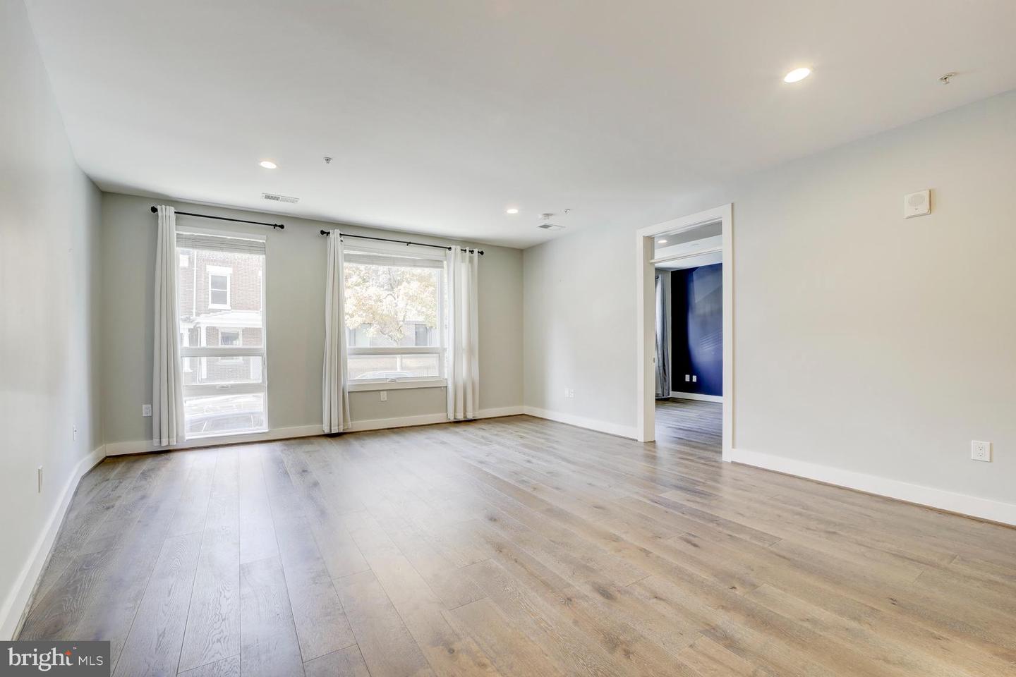 2337 CHAMPLAIN NW #102, WASHINGTON, District Of Columbia 20009, 2 Bedrooms Bedrooms, ,2 BathroomsBathrooms,Residential,For sale,2337 CHAMPLAIN NW #102,DCDC2240654 MLS # DCDC2240654