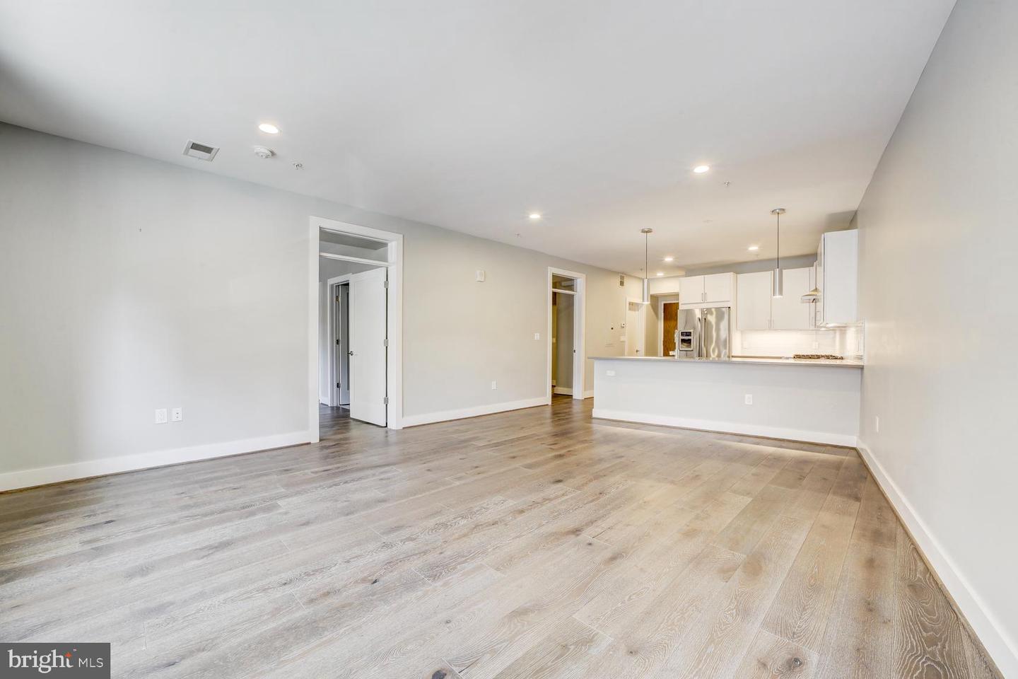 2337 CHAMPLAIN NW #102, WASHINGTON, District Of Columbia 20009, 2 Bedrooms Bedrooms, ,2 BathroomsBathrooms,Residential,For sale,2337 CHAMPLAIN NW #102,DCDC2240654 MLS # DCDC2240654