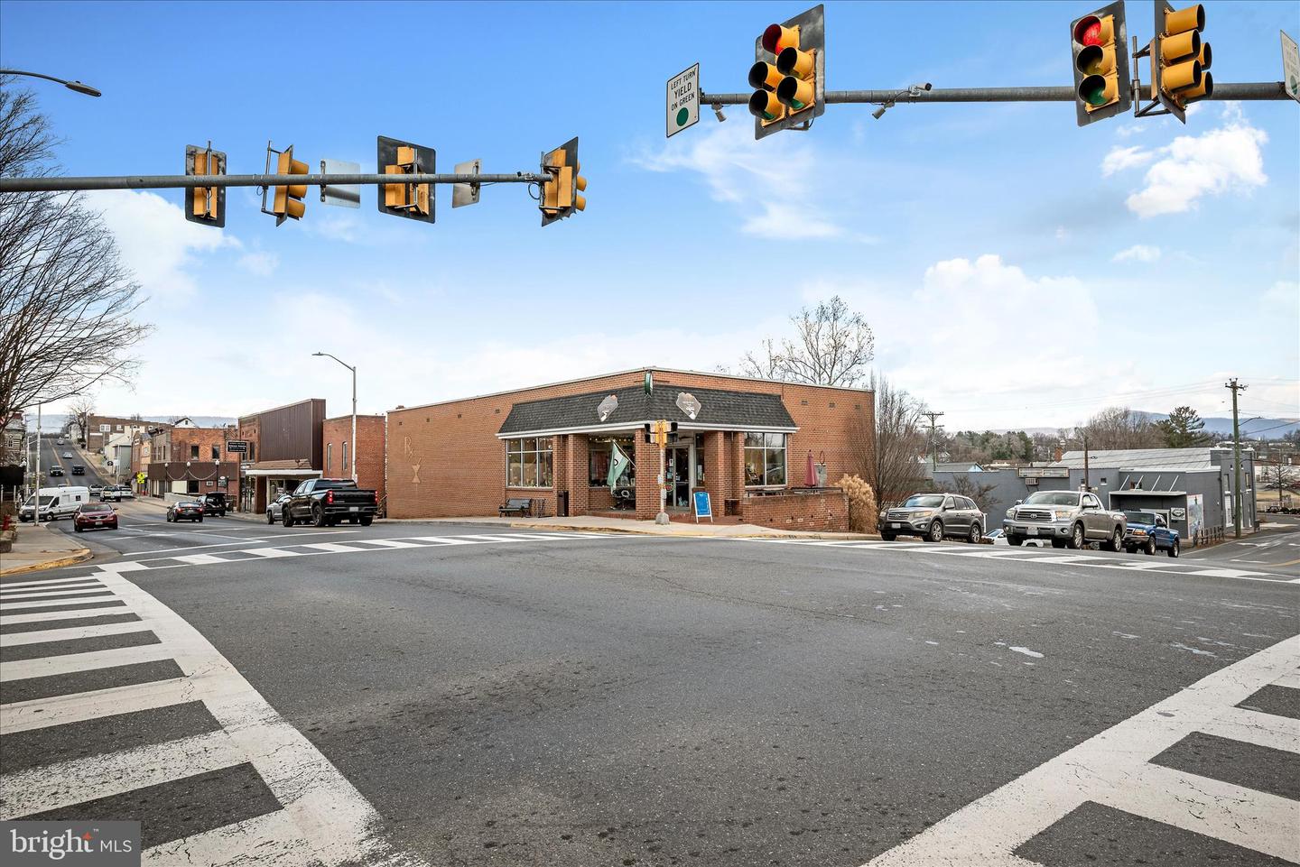 217 JEWELL RD, LURAY, Virginia 22835, 3 Bedrooms Bedrooms, ,2 BathroomsBathrooms,Residential,For sale,217 JEWELL RD,VAPA2005854 MLS # VAPA2005854