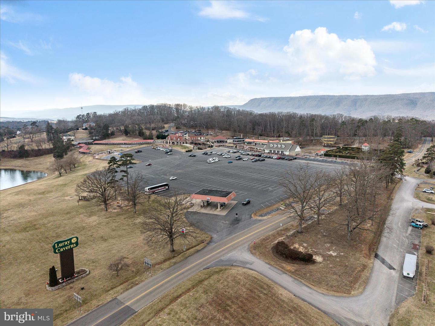 217 JEWELL RD, LURAY, Virginia 22835, 3 Bedrooms Bedrooms, ,2 BathroomsBathrooms,Residential,For sale,217 JEWELL RD,VAPA2005854 MLS # VAPA2005854