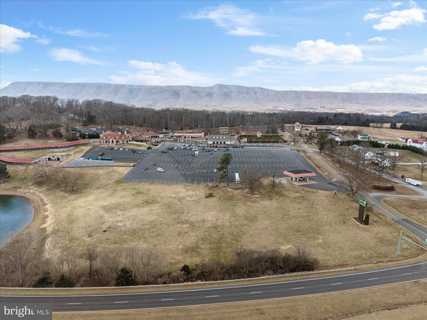 217 JEWELL RD, LURAY, Virginia 22835, 3 Bedrooms Bedrooms, ,2 BathroomsBathrooms,Residential,For sale,217 JEWELL RD,VAPA2005854 MLS # VAPA2005854