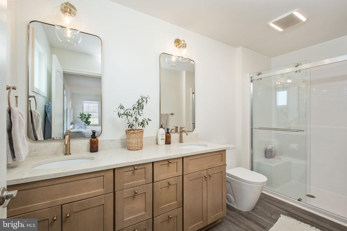 118 HOLLEN MILL CT, BRIDGEWATER, Virginia 22812, 3 Bedrooms Bedrooms, ,2 BathroomsBathrooms,Residential,For sale,118 HOLLEN MILL CT,VARO2002792 MLS # VARO2002792