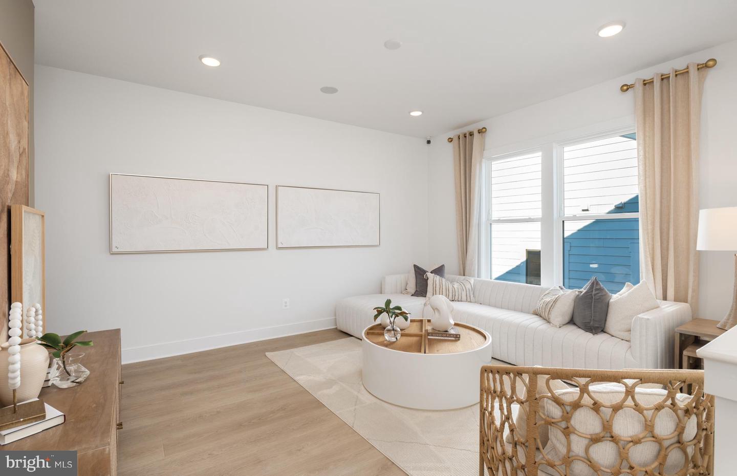 42704 CATTAIL CREEK DR, LEESBURG, Virginia 20176, 4 Bedrooms Bedrooms, ,4 BathroomsBathrooms,Residential,For sale,42704 CATTAIL CREEK DR,VALO2113698 MLS # VALO2113698